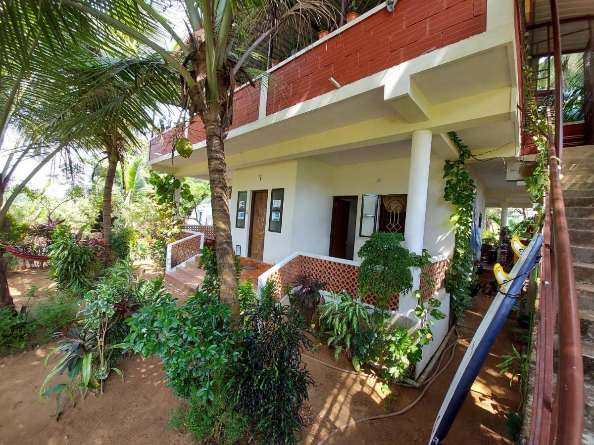 Cocopelli Guest House Gokarna  Ngoại thất bức ảnh