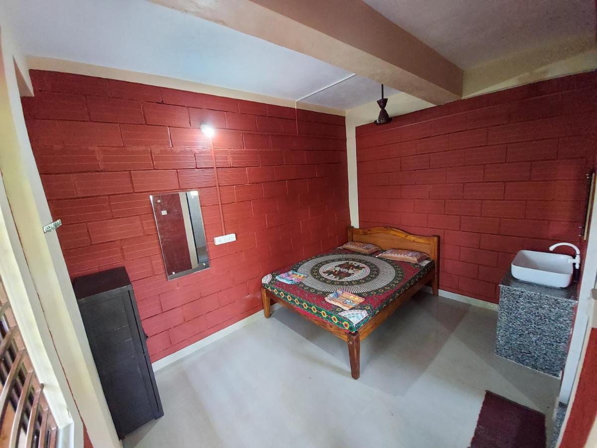 Cocopelli Guest House Gokarna  Ngoại thất bức ảnh
