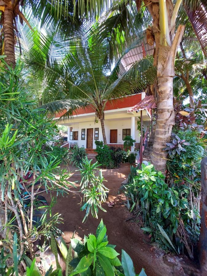 Cocopelli Guest House Gokarna  Ngoại thất bức ảnh